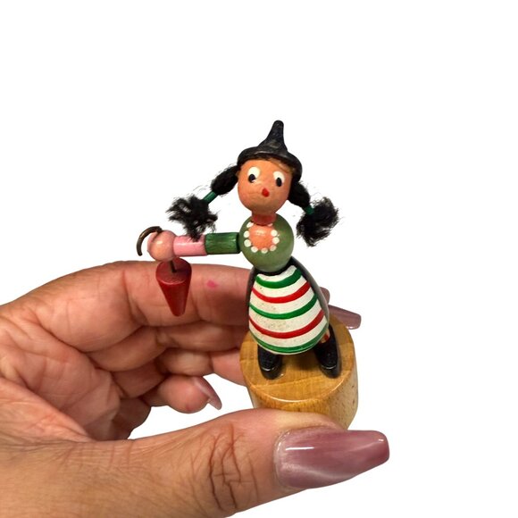 Vintage Wooden Push Puppets - Sheep & Girl Figurines Made in Italy - Picture 4 of 5